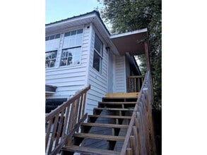 Building Photo - 4238-Gaffney 1/2 Gaffney St