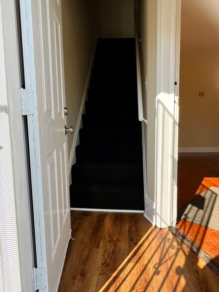 Hallway - 3001 Lawina Rd