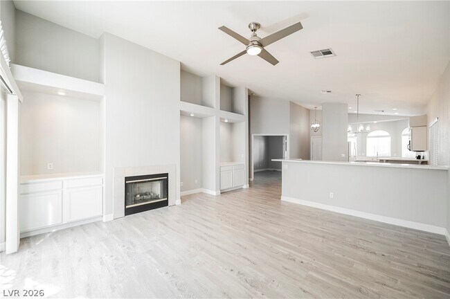 Building Photo - 490 Beaconwood St