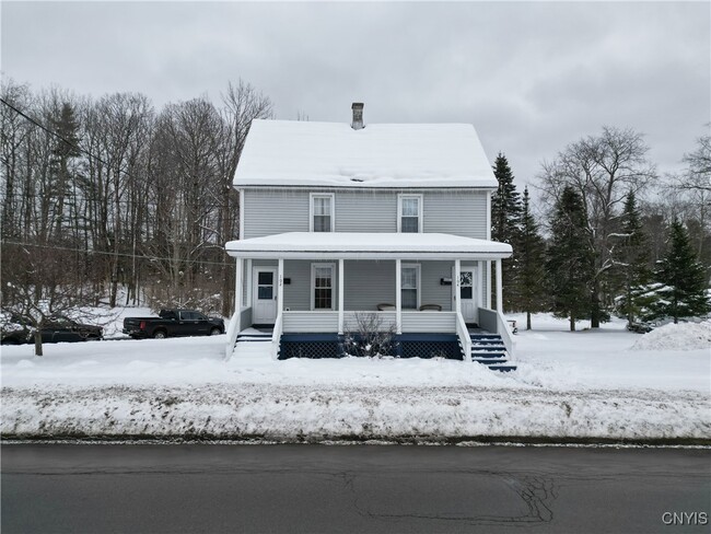 Building Photo - 102-104-104 N Helmer Ave