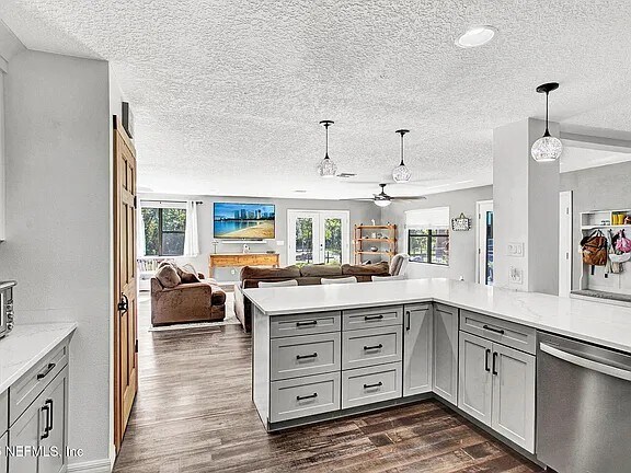 Building Photo - 120 Wippletree Ct