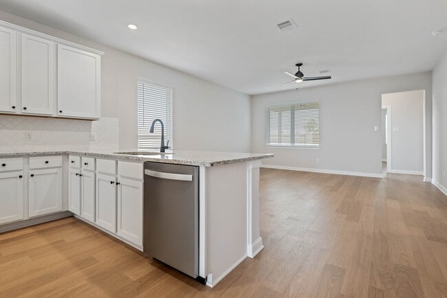 Building Photo - 1119 Campside Dr