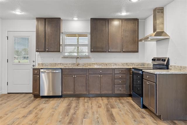 Building Photo - 6934 Simmons Dr