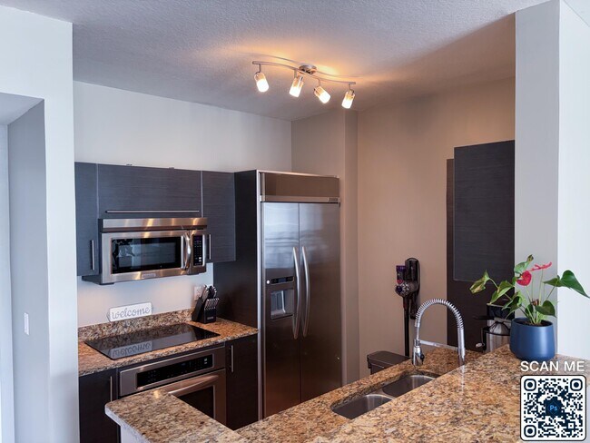 Building Photo - 550 Okeechobee Blvd