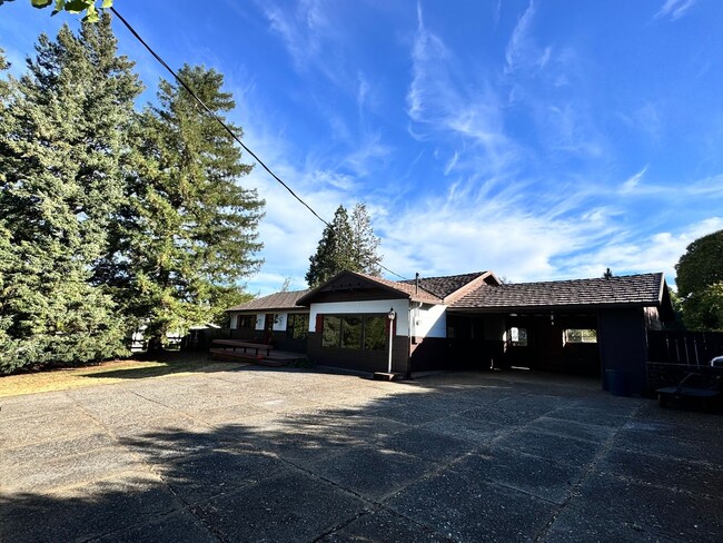 Building Photo - Gorgeous .5 acre lot in Auburn