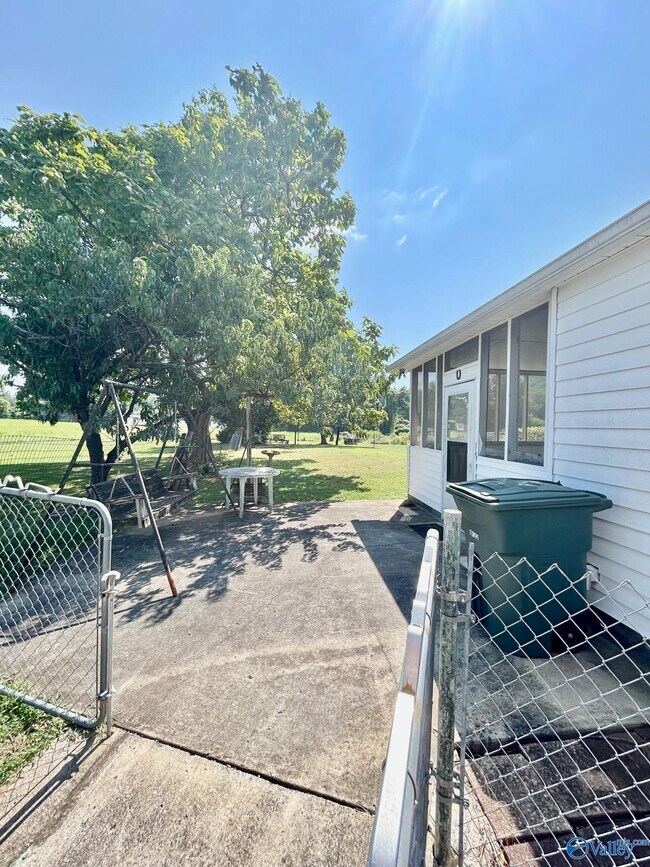 Building Photo - 4718 Meridian St N