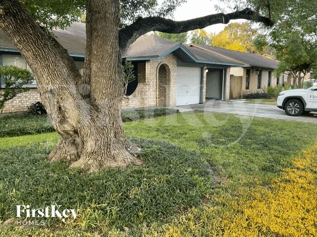 Building Photo - 3211 Crossfell Rd