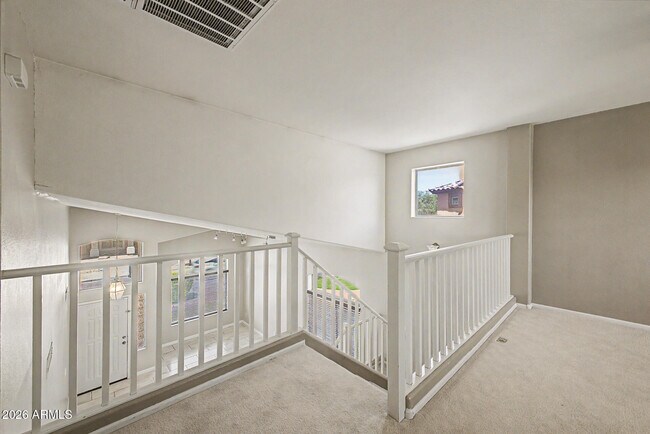 Building Photo - 4809 W Valencia Dr