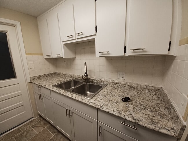 Building Photo - 4915 Filner St