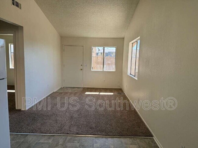 Building Photo - 364 Rio Grande Ct