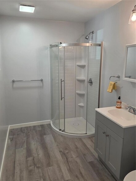 Building Photo - 835 Golden Isle Dr