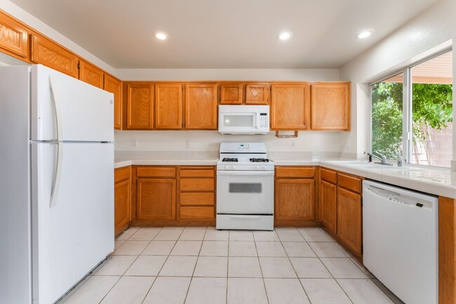 Building Photo - Spacious Home with Timeless Charm!