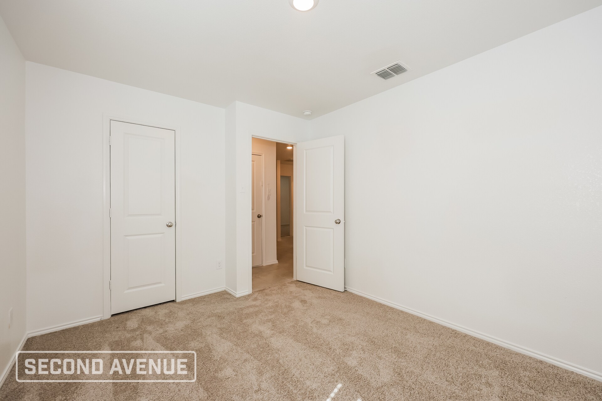 Building Photo - 6021 Determine Ln