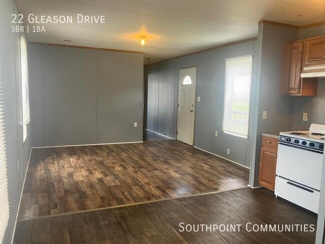 Building Photo - 22 Gleason Dr