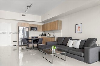 Building Photo - 2960 NE 207th St