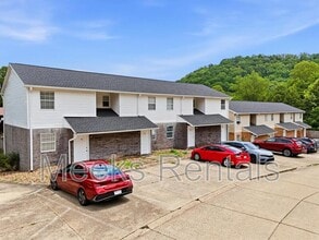 Building Photo - 101 Boncarbo Ln