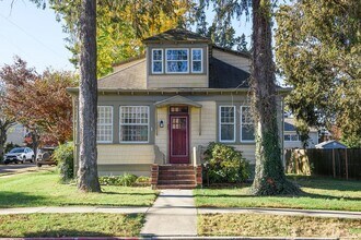 Building Photo - Coming Soon! Charming corner lot home for ...