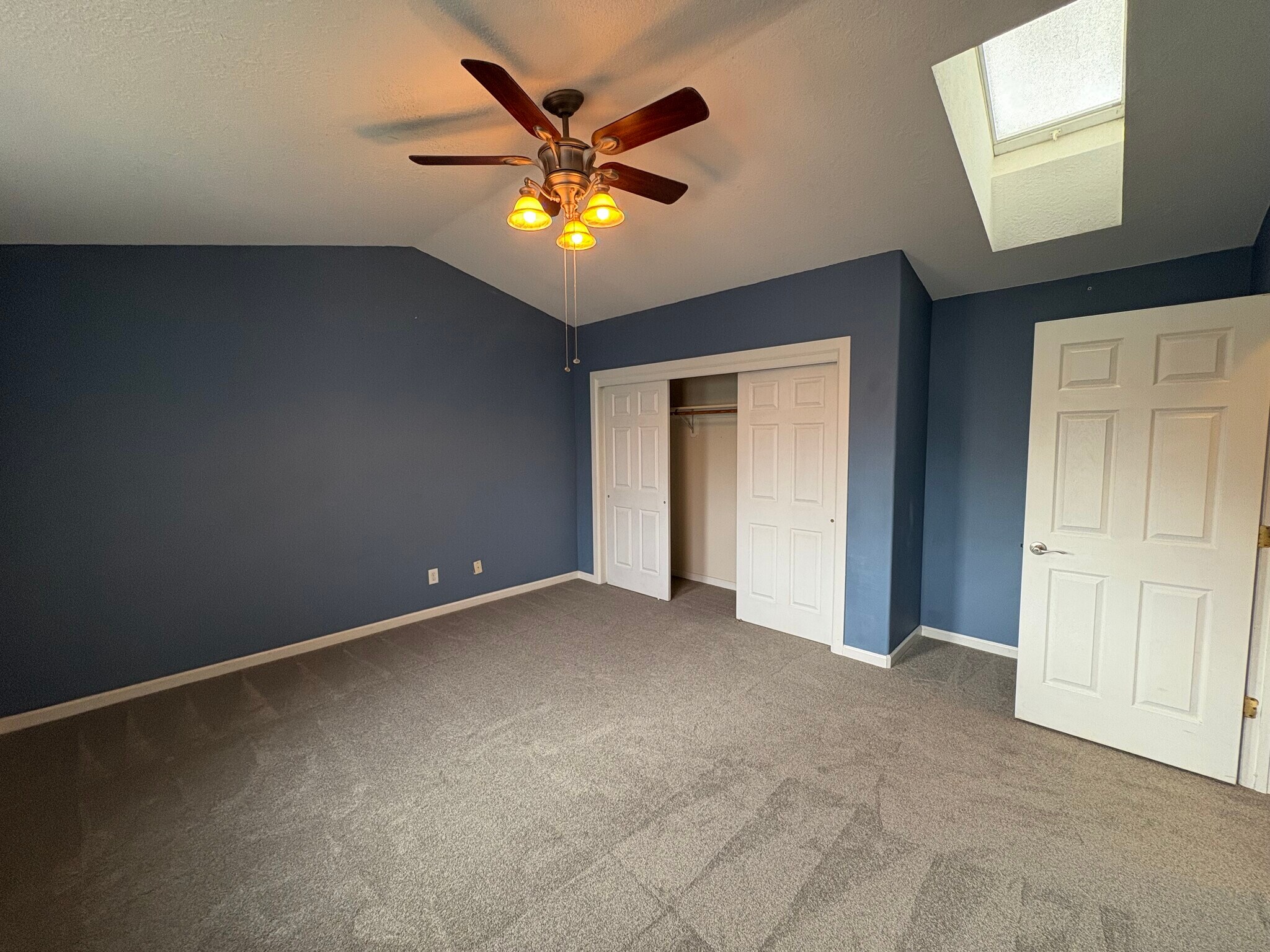 Building Photo - 321 N Mason St