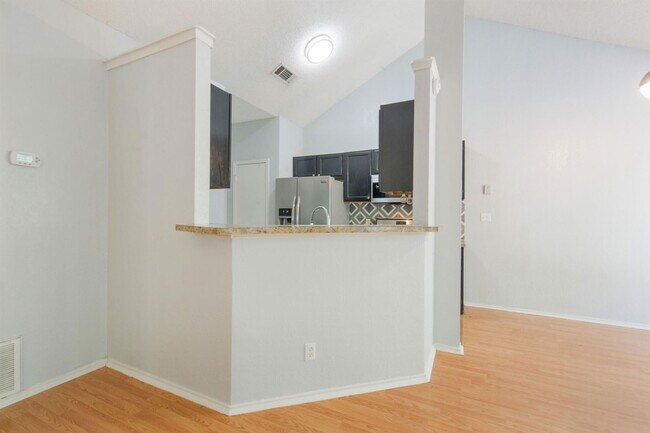 Building Photo - 504 Purple Sage Dr