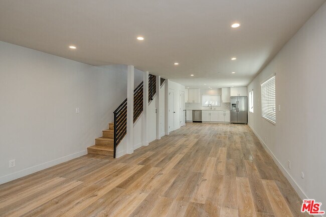 Building Photo - 4320 Finley Ave