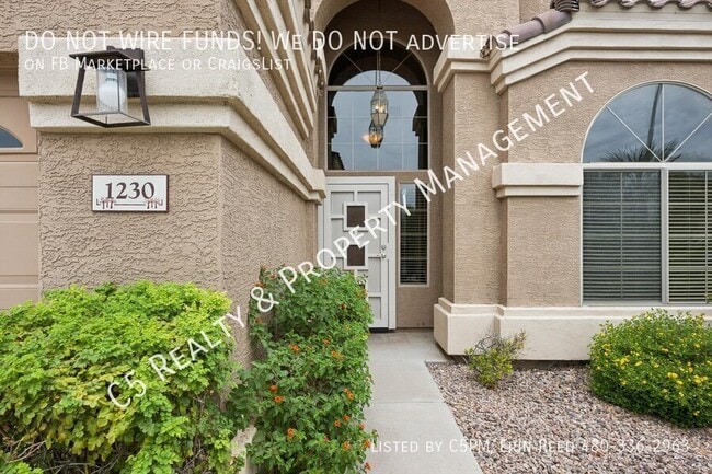 Building Photo - 1230 S Harrington St
