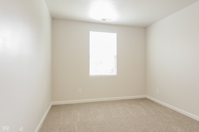 Building Photo - 13781 N Rising Sun Cir E