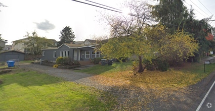 Building Photo - 8714 Puyallup