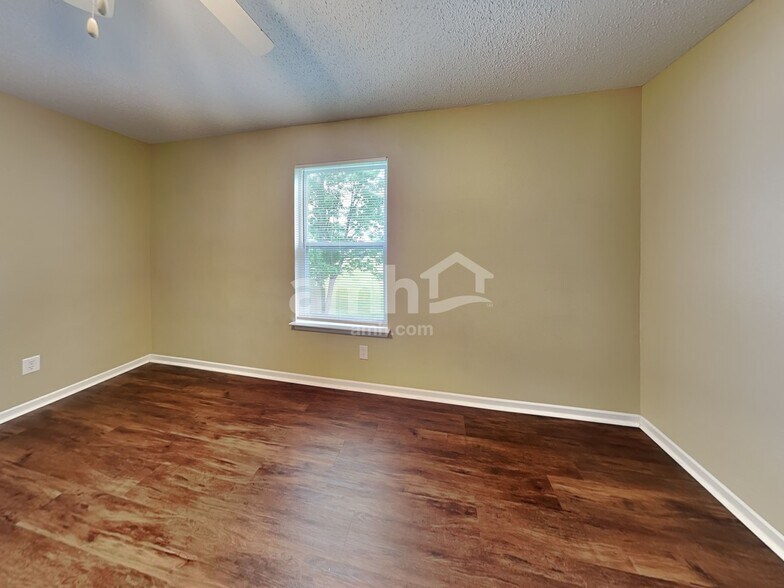 Building Photo - 3230 Abaca Ct
