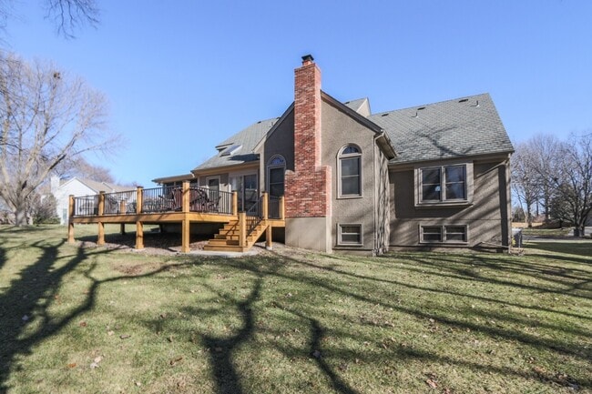 Building Photo - {13040} Spacious Cherry Creek Home + First...