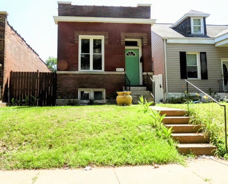 Primary Photo - 4938 Quincy St