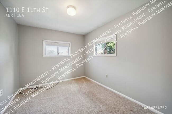 Building Photo - Available Now! 4 Bedroom Townhome in Eddys...