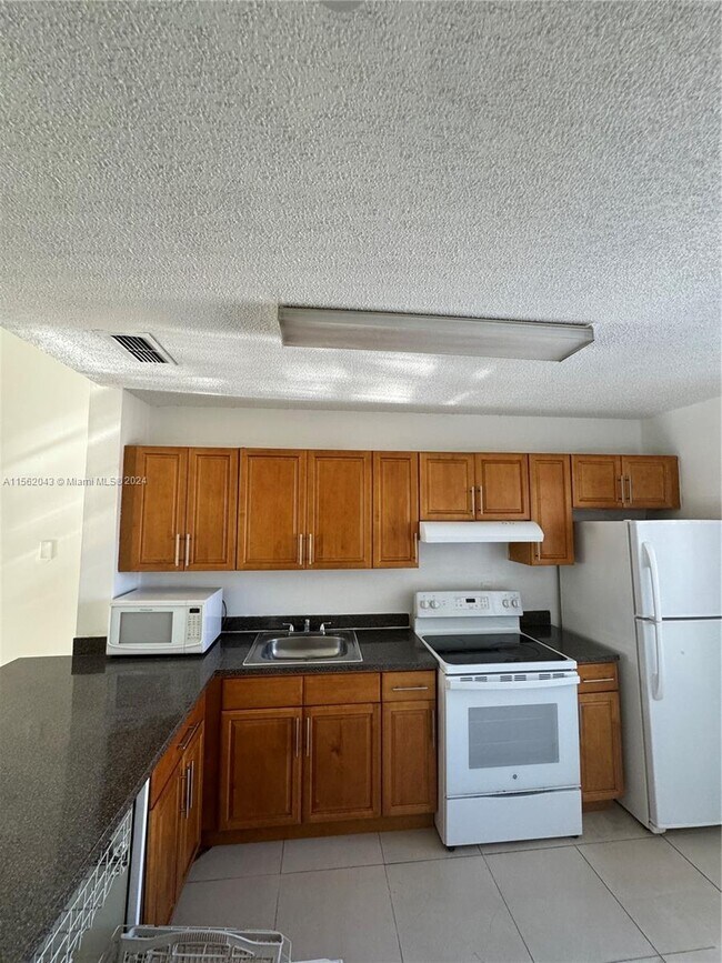 Building Photo - 2244 SW 80th Ter