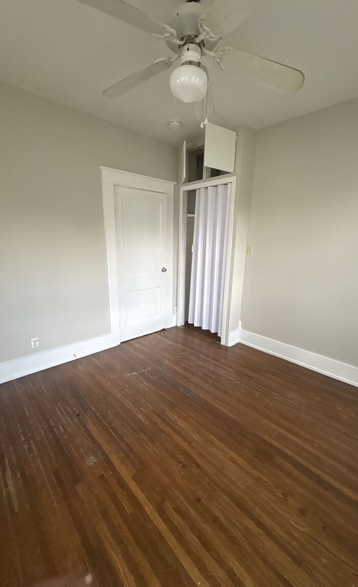 Building Photo - 1738 Damon St