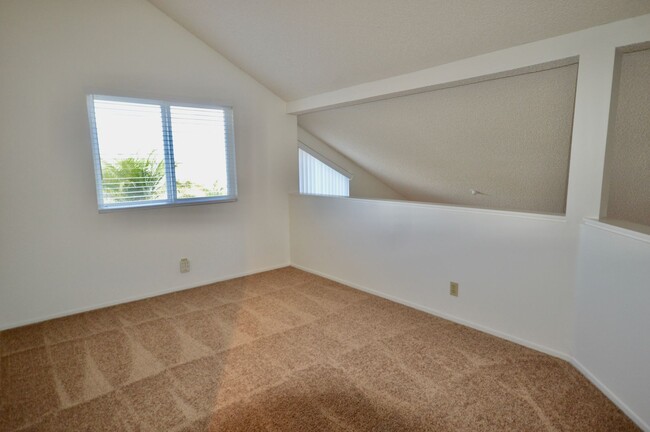 Building Photo - Anaheim Hills 2 Bedroom Plus Loft and Spa ...