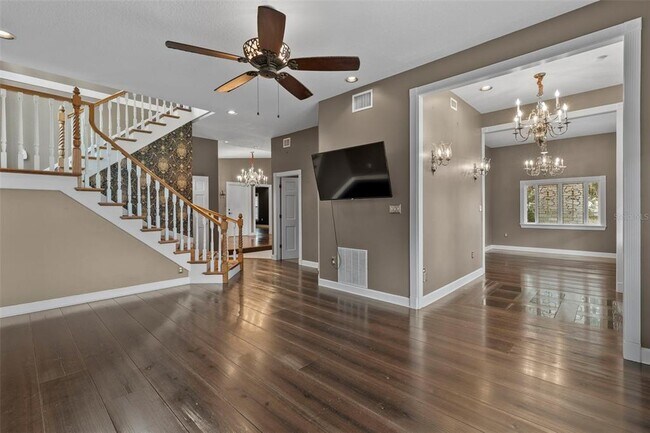 Building Photo - 126 E Palmetto Ave