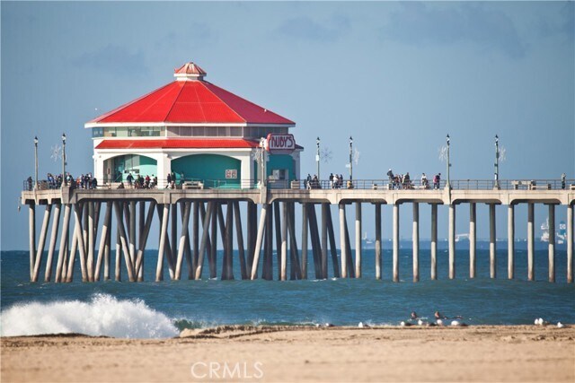 Building Photo - 1200 Pacific Coast Hwy