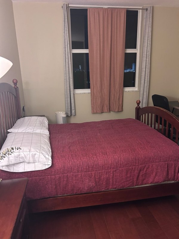 Building Photo - 2030 Douglas Rd