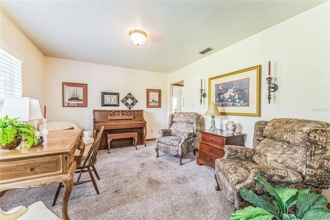 Building Photo - 404 Anderson Dr