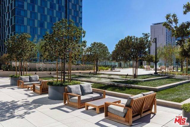 FURNISHED LUXURY RENTAL IN THE HEART OF DTLA - 889 Francisco St