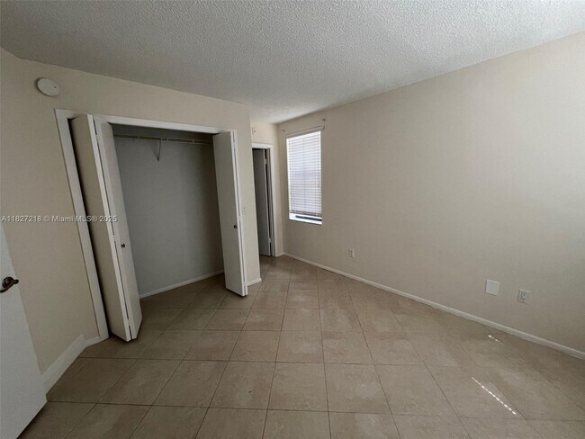 Building Photo - 4581 W McNab Rd