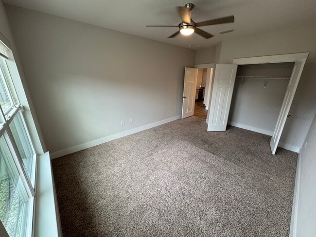 Building Photo - 3533 Sailfish Dr