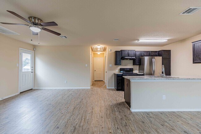 Building Photo - 7226 Hazel Circle