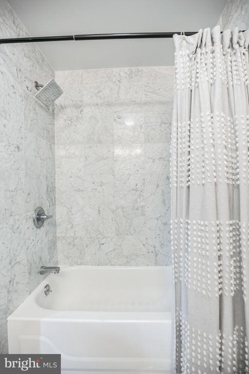 Building Photo - 1500 Chestnut St