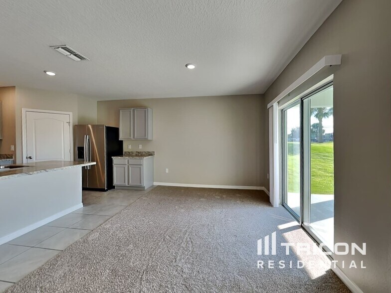Building Photo - 242 Meadowbrook Blvd