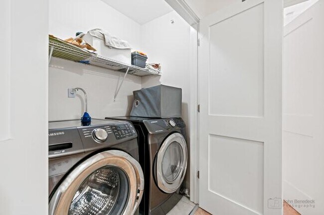 Building Photo - 2607 Chelsey St