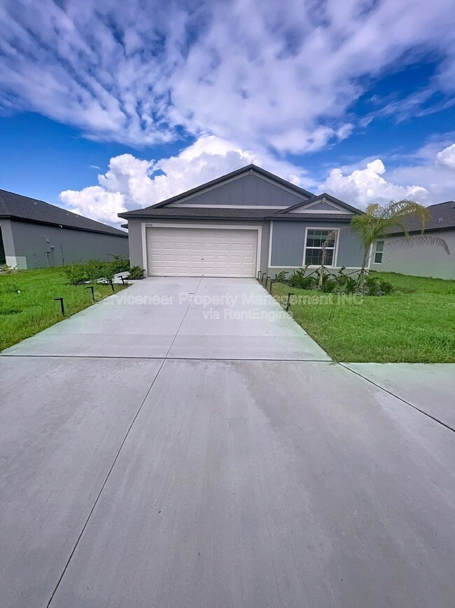 Building Photo - 8844 Bay Leaf Dr