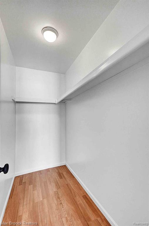 Building Photo - 50406 Bay Run S