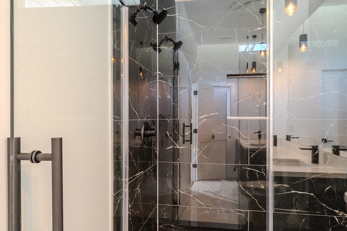 Building Photo - 5029 Van Fleet St