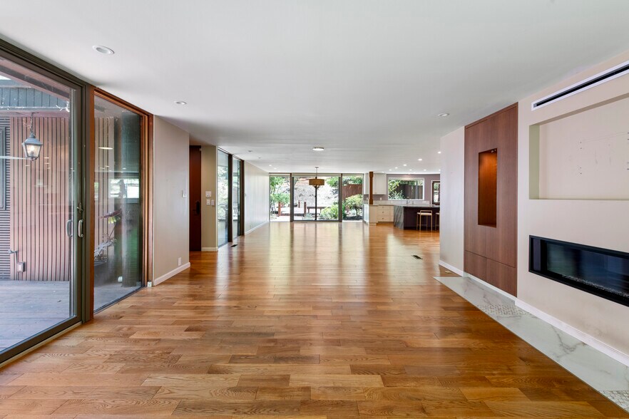 Building Photo - 1200 Mountain Home Rd