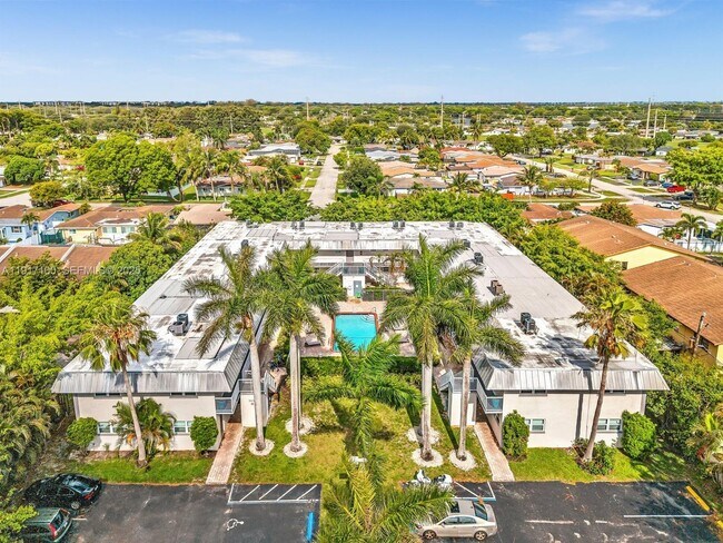 Building Photo - 2050 NW 89th Ave